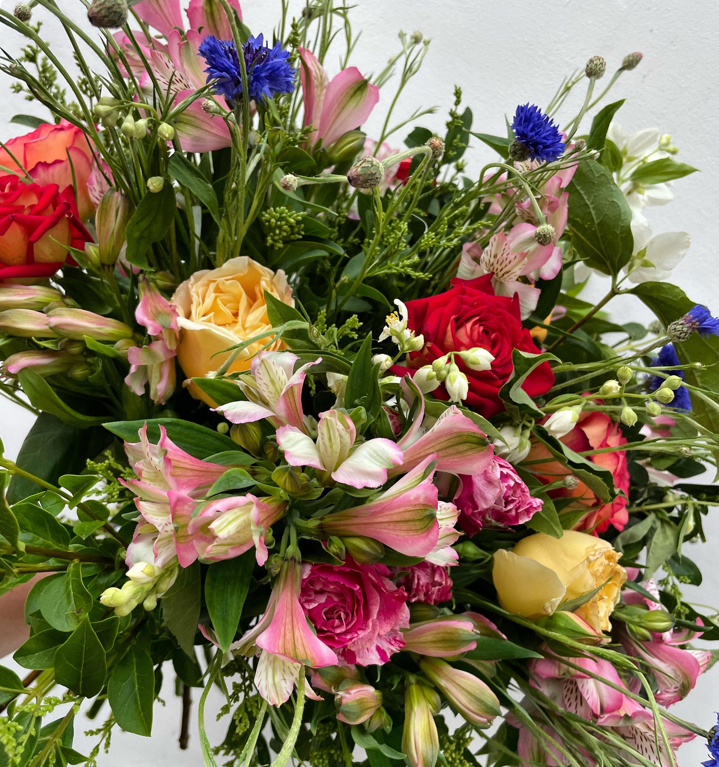 Abonnement mixte : bouquets pastels et colorés