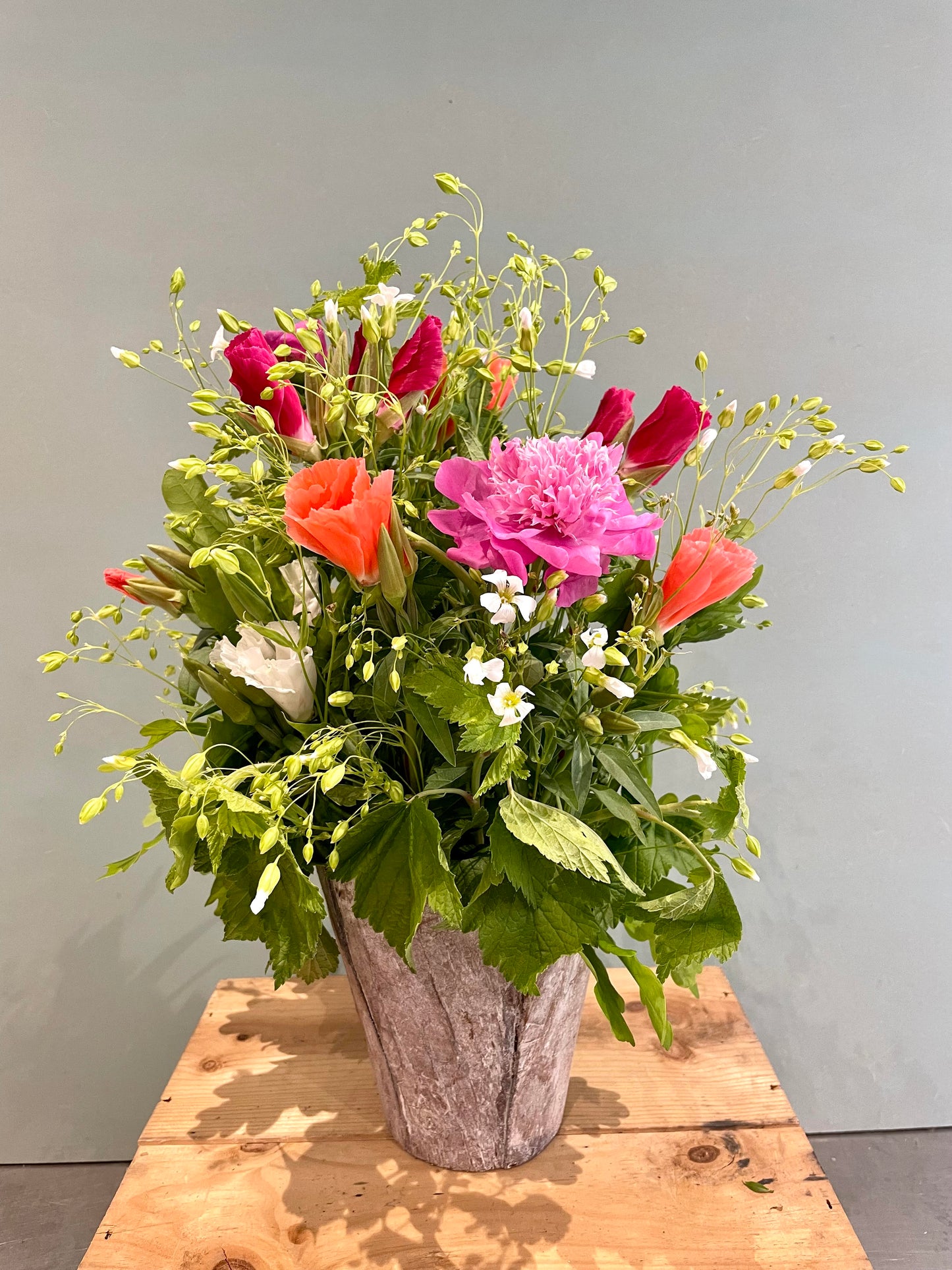 Bouquet piqué coloré - fleurs de saison
